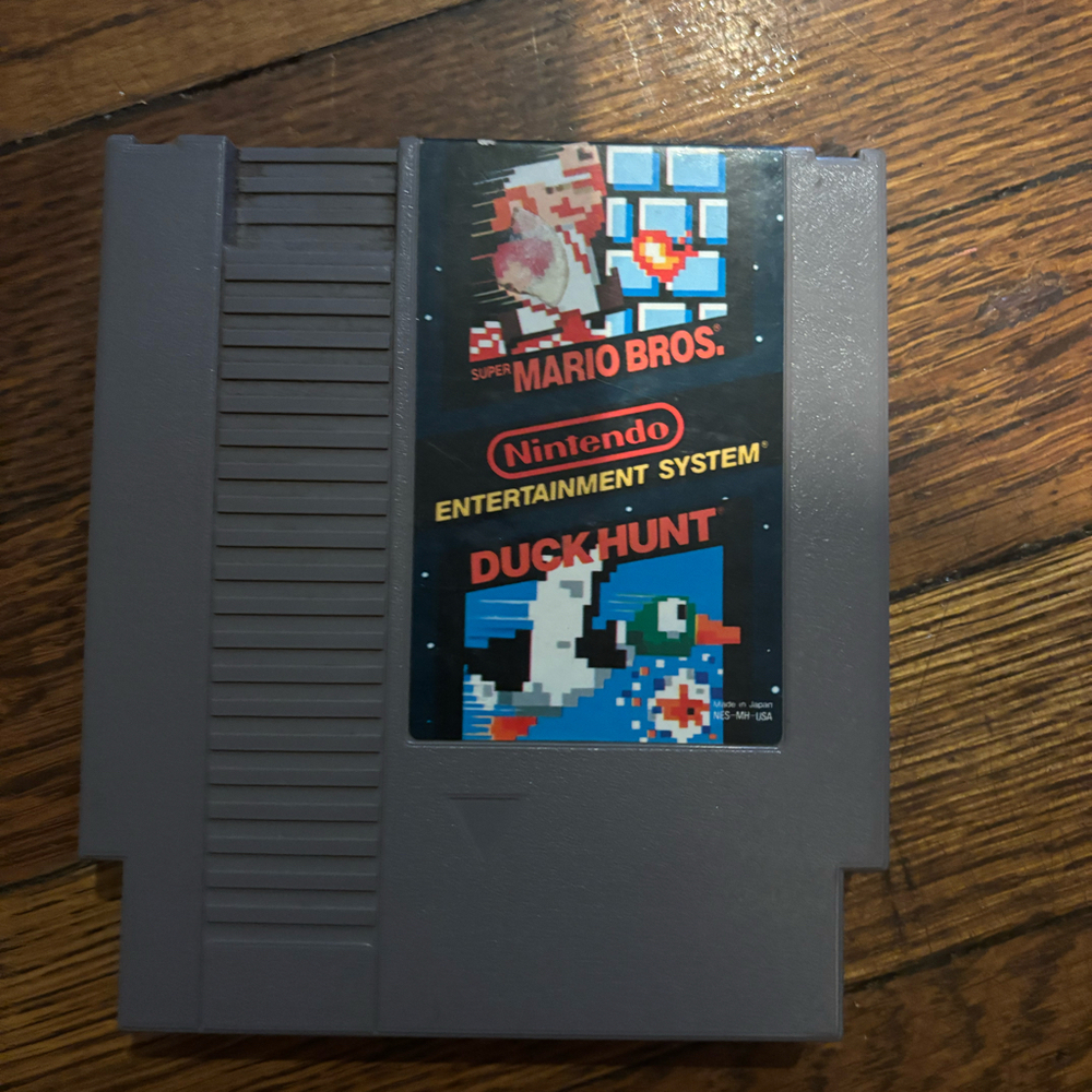 Vintage Nintendo Duck Hunt/Super Mario Bro